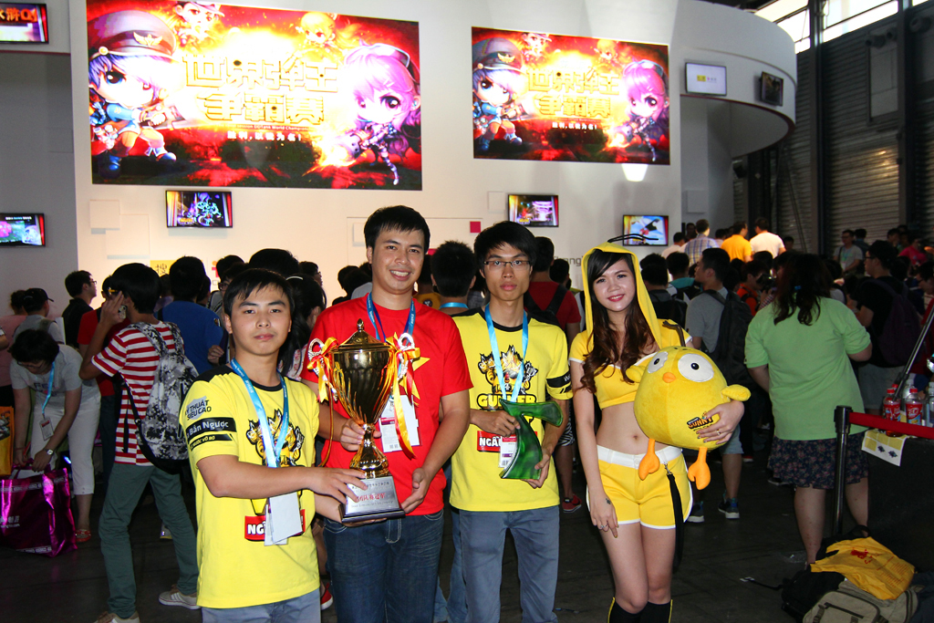 gunny - [ Gunny ] Offline chung kết Gunny Asia Championship 2013 39