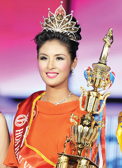 Á hậu Thế giới người Việt 2010 Thuý Vy sẽ thi Miss Earth 2011? 04