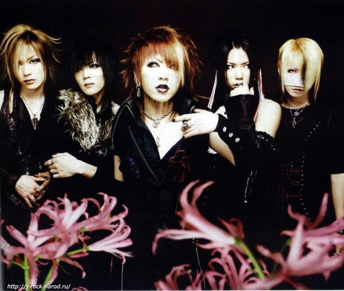 De ce va place The GazettE 50175076_before_The_gazette