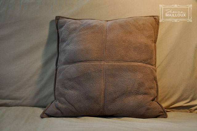 coussin ساهلة لماتعرفش تخيط 94523708_RufflePillow002Opt