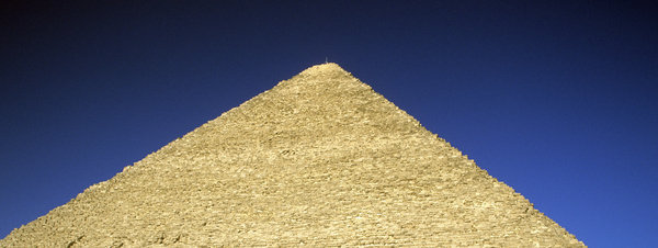 ¿Qué oculta la Gran Pirámide de Keops? ScanPyramids descubre una cámara y un corredor ocultos. La-piramide-de-Keops-en-la-mes_54296914658_51351706917_600_226