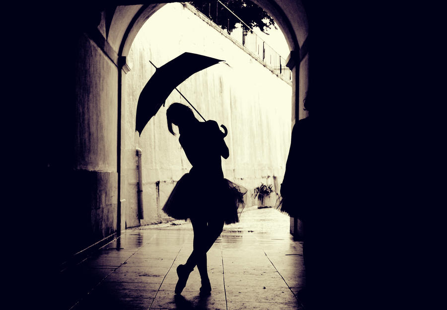 كيلرز | {" أرقص مع الحياهة تشعر بنشوتها وتسعد بها " }~ Dancing_in_the_rain_by_filiipz-d3iiz82