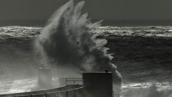 El temporal en el norte de Europa causa al menos trece muertos El-temporal-provoca-ocho-muert_54392521713_53699622600_601_341