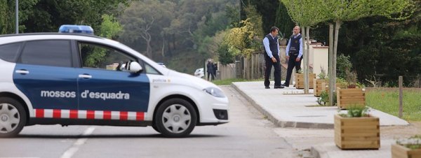 La Fiscalía insta a los Mossos a denunciar delitos de sedición DARNIUS-26-04-2015-LOS-GEI-DE-_54438533190_51351706917_600_226