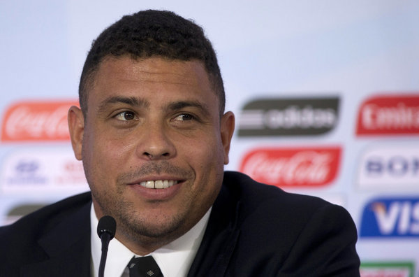 Ronaldo preferiría tener a Messi que a Diego Costa Brazil-s-former-soccer-player-_54390904276_54115221154_600_396