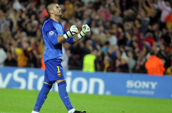 باريس سان جيرمان يريد التعاقد مع فالديز Victor-Valdes-celebrando-un-go_54393287946_54115221154_600_396