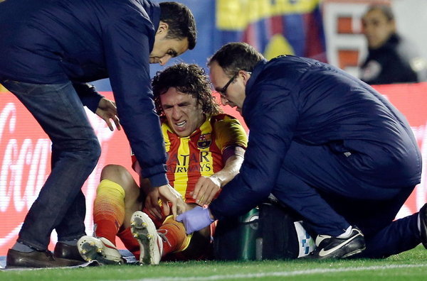 Puyol tiene una contusión en la pierna izquierda GRA403-VALENCIA-22-01-2014-El-_54399445870_54115221154_600_396