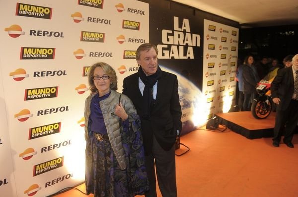 Kiosko de Prensa de La Real - Página 21 Las-imagenes-de-la-alfombra-ro_54399873078_54115221154_600_396