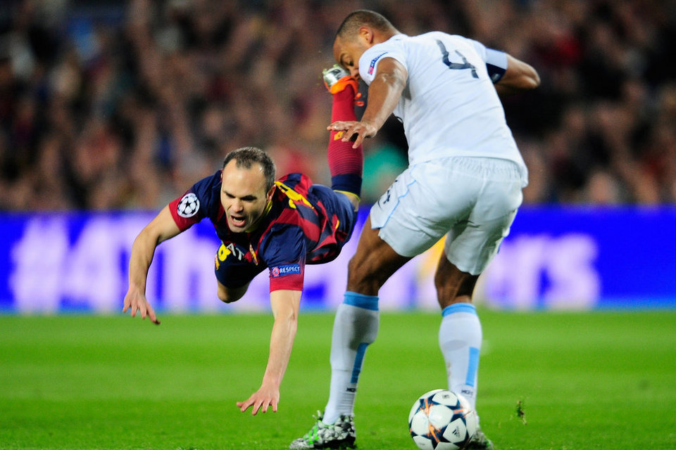 صور : مباراة برشلونة - مانشستر سيتي 2-1 ( 12-03-2014 )  Barcelona-s-Andres-Iniesta-lef_54403344349_54115221152_960_640