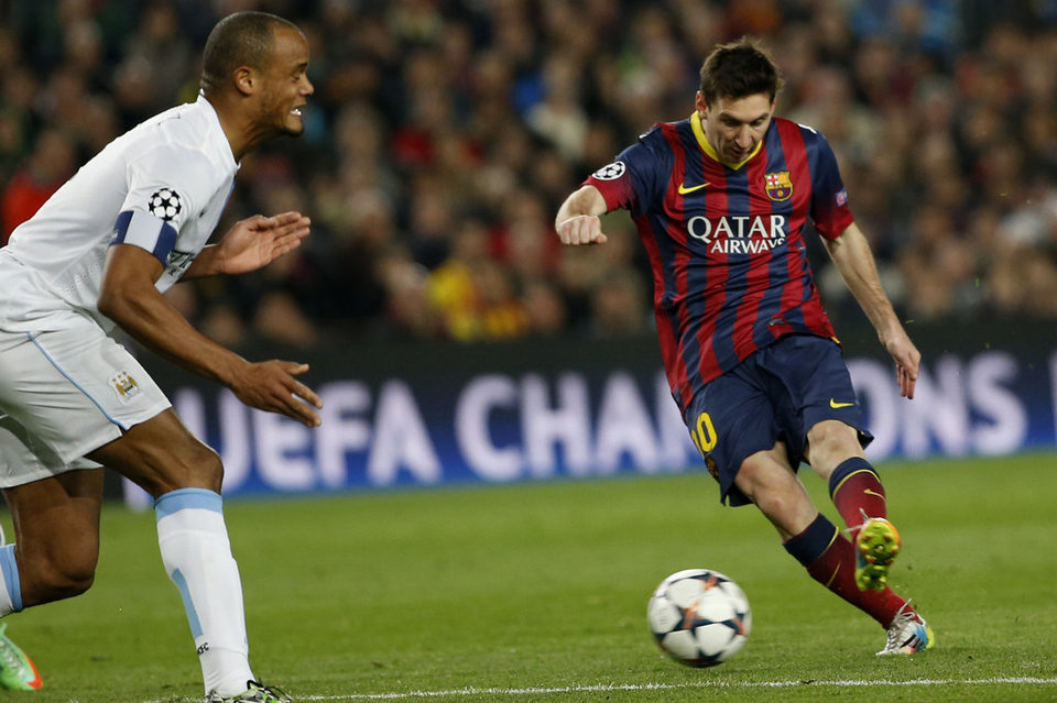 صور : مباراة برشلونة - مانشستر سيتي 2-1 ( 12-03-2014 )  Barcelona-s-Lionel-Messi-right_54403346314_54115221152_960_640