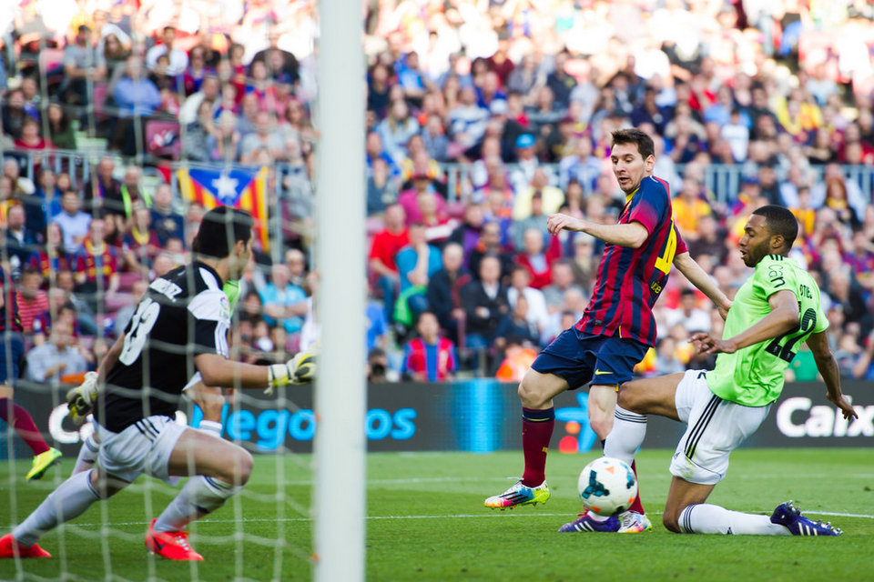 صور : مباراة برشلونة - أوساسونا 7-0 (16-03-2014 ) BARCELONA-SPAIN-MARCH-16-Lione_54403138817_54115221152_960_640