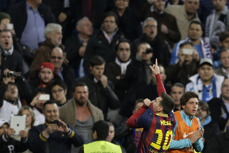 صور " مباراة ريال مدريد - برشلونة 3-4 ( 23-03-2014 ) FC-Barcelona-s-Lionel-Messi-fr_54404365211_54115221152_960_640