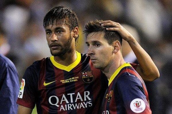 نيمار : " اتمنى نهائي برازيلي ارجنتيني , وميسي افضل لاعب شاهدته بحياتي قططط " Neymar-y-Messi-tras-el-KO-del-_54405908998_54115221154_600_396