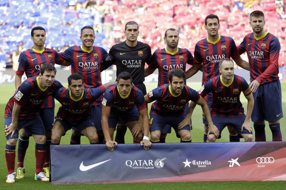 صور : مباراة برشلونة - أتليتيكو مدريد 1-1 ( 17-05-2014 ) Barcelona-teammates-pose-for-a_54407019149_54115221152_960_640