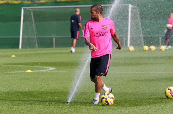 بالصور : التحضيرات على قدم وساق لمباراة سيلتا فيغو Entrenamiento-del-Barca-previo_54418762062_54115221154_600_396