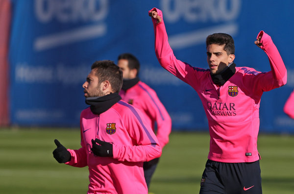 بالصور : تحضيرات برشلونة  لملاقاة خيتافي  El-entrenamiento-del-Barca-pos_54421313032_54115221154_600_396