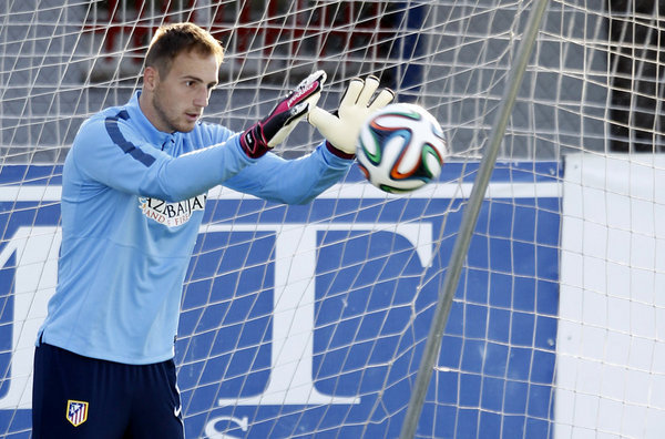 EL CLUB DE LA SUERTE Y DE LOS FUTBOLEROS - Página 10 At-Madrid-Entrenamiento-de-pre_54421886891_54115221154_600_396