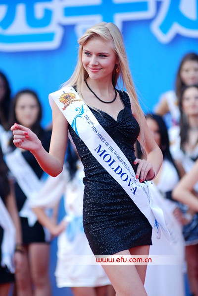 Miss Model of the World 2010 Cmr_1108007