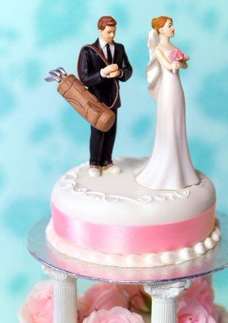  كيكات أفراح رومانسية وطريفة …  Funny Wedding Cake Toppers 62074417