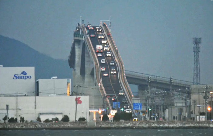 Naj, naj, naj od Čovjeka - Page 2 121214063_most_Eshima_Ohashi_Bridge_1