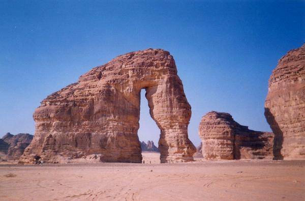 صور مدينة نبي الله صالح المكتشفة بالسعودية 4744030db42ea61d9fa1a17996207c0538e7852