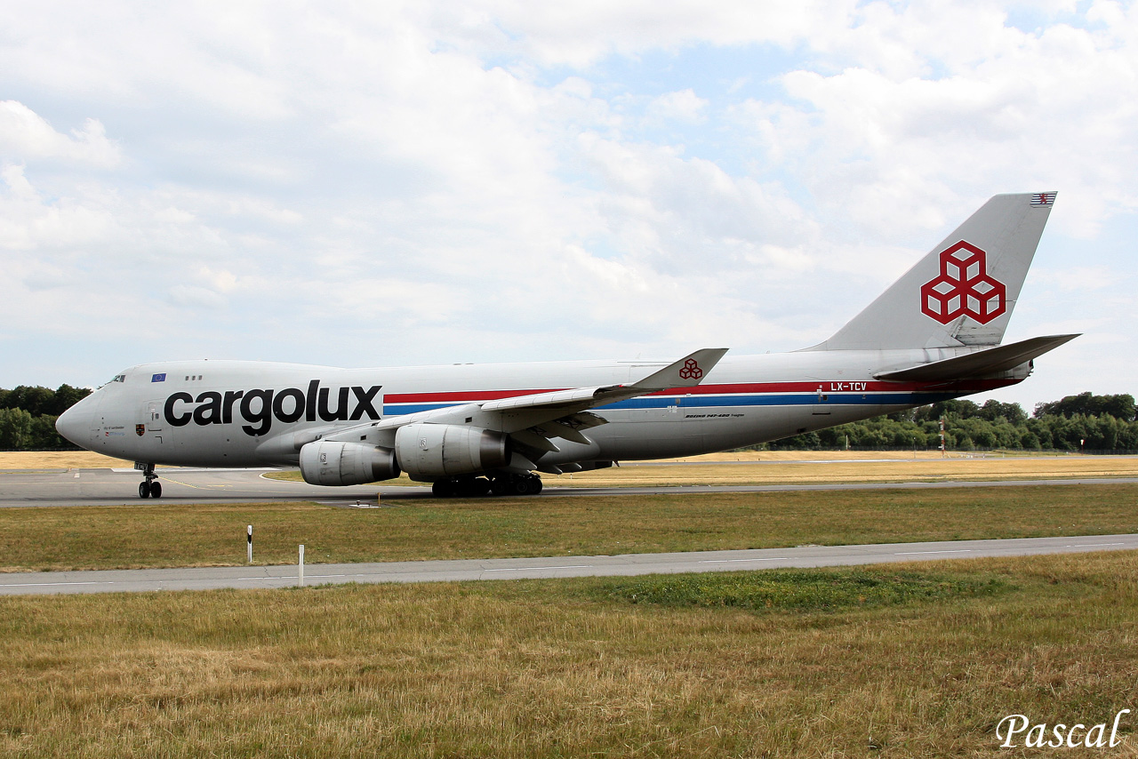 Aéroport de Luxembourg-Findel ELLX le 06 juillet 2014  Lux-10-copie-46956f4