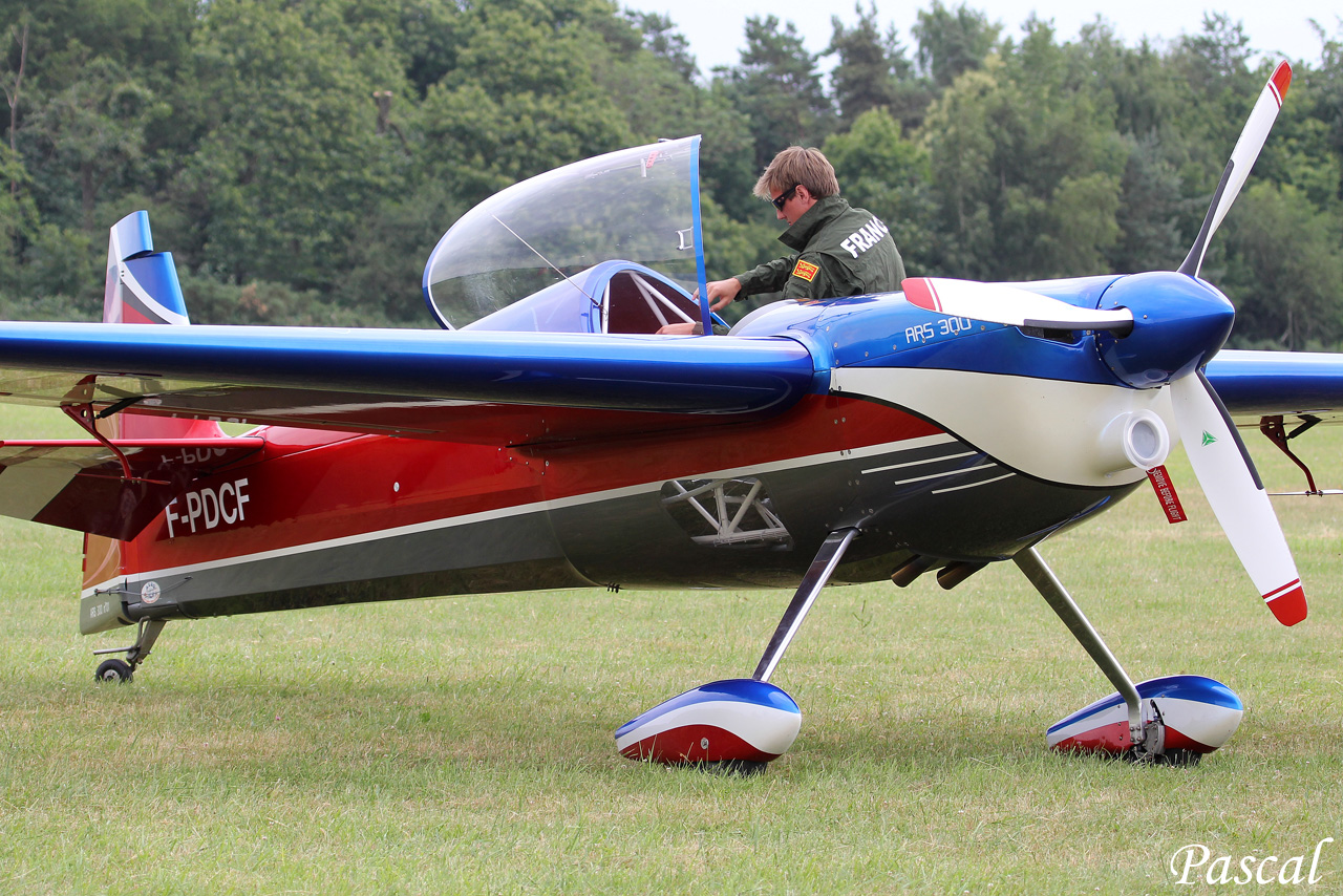 Championnat de France de Voltige Aérienne 2014 à Falaise  Fal-27-copie-4664630