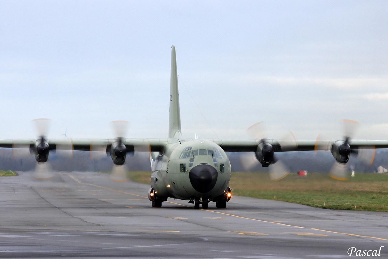 Lockheed C-130E Hercules Tunisia Air Force TS-MTC & Divers le 19.02.14  C1-2-copie-44036ec