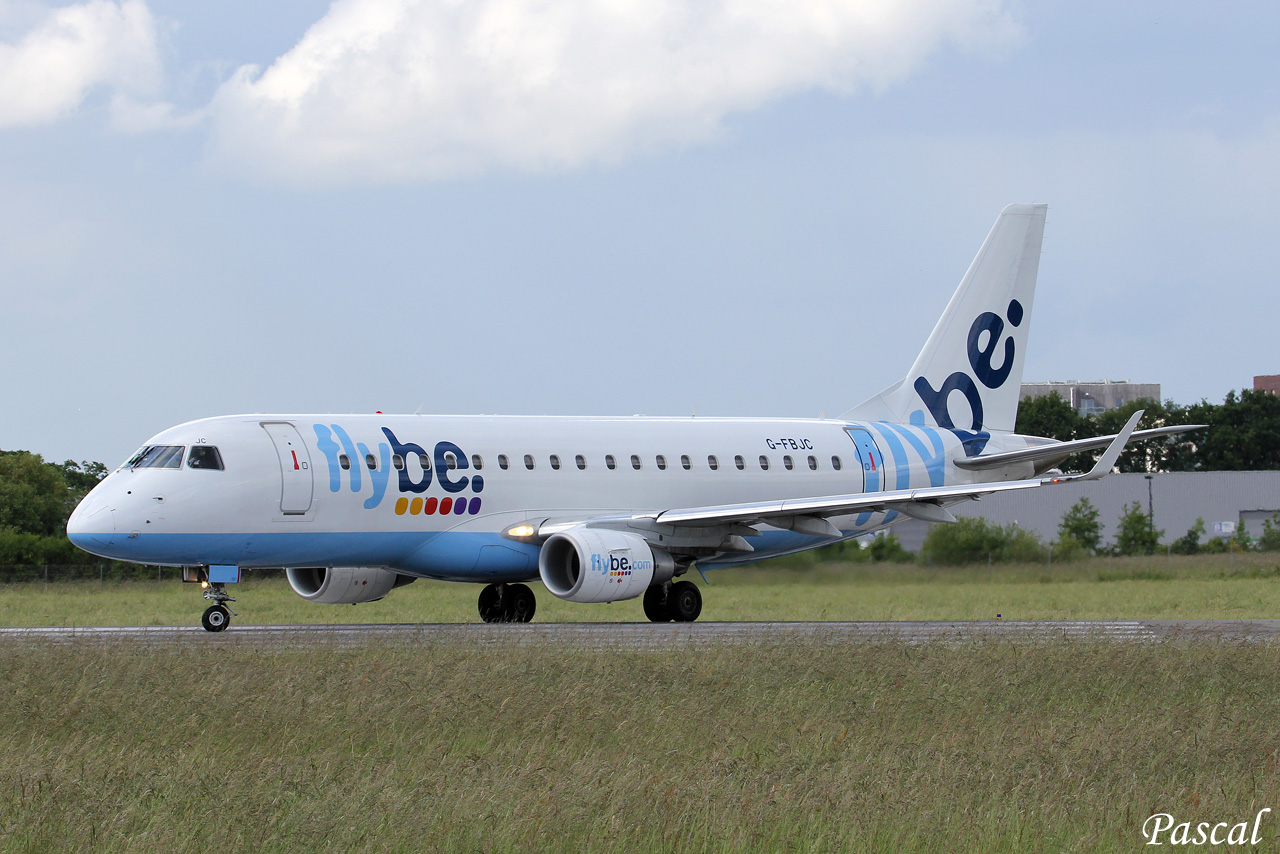 Embraer ERJ 170-200LR Flybe G-FBJC + Divers le 24/05/14 Pt-30-copie-45d1985