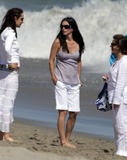 **~Pics de Courtney~** - Page 6 Th_86397_Courtney_Cox_Arquette_Candids_29_May_2006_8