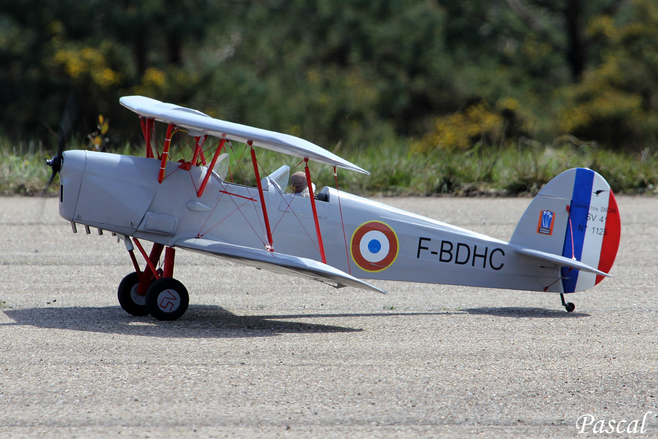 Meeting des Fous Volants à Coëtquidan les 03 & 04 mai 2014  Ct-22-456f490