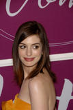 Anne Hathaway -   Variety s 1st Annual Power of Women, 24set09 Th_69512_Anne_Hathaway_06_122_192lo