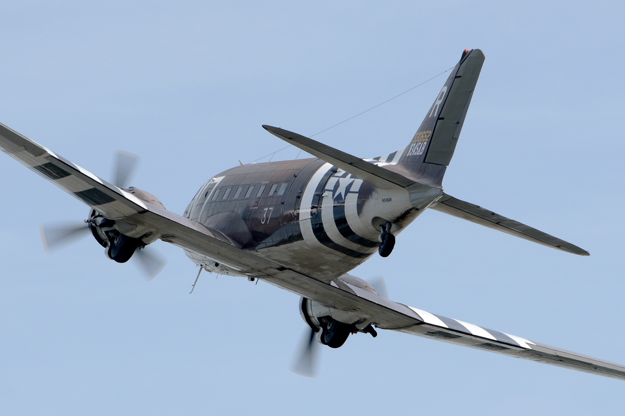 C47 Dakota N345AB "W7" le 09 juin 2014  - Page 8 Dsc_8959-4661128