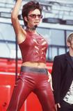Victoria in leather outfits (various events) Th_54515_celeb-city.org_Victoria_Beckham_Red_Leather_013_122_1168lo