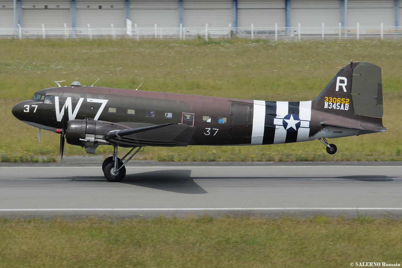 C47 Dakota N345AB "W7" le 09 juin 2014  - Page 8 Dsc_8394-4660d03