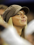 Maria Sharapova - Page 4 Th_68304_marialosangeles3_323lo