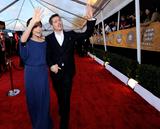 Angelina Jolie - Page 2 Th_36060_Celebutopia-Angelina_Jolie_arrives_at_the_15th_Annual_Screen_Actors_Guild_Awards-62_122_702lo