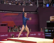 Gimnastas Final Equipos Th_844482194_HannahWhelanOGLondon201207_122_113lo