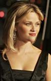 Reese Witherspoon - Page 9 Th_6a174_3