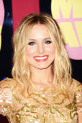 Kristen Bell Th_906222694_kristen_bell_2012_cmt_music_awards_11_122_510lo