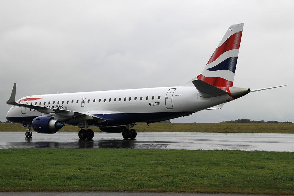 Embraer ERJ-190SR BA CityFlyer G-LCYU + Divers Le 12.10.14  Img_3010-480e821