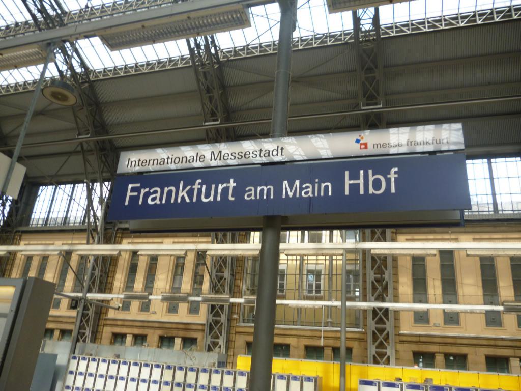 Frankfurt HBF 2014 P1020474-470a3c1