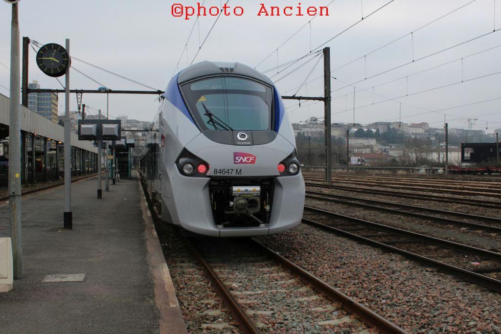 Régiolis en gare d'Angoulême Angoul7-556bfd0