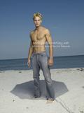 Photos de Justin Hartley Th_84374_aqua28_122_789lo