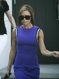 VB out in L.A. after visiting Nikki Chapman @ her house Th_59128_celeb-city.eu_Victoria_Beckham_out_and_about_in_LA_12_123_748lo