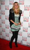 Sienna Miller Th_18103_Celebutopia-Sienna_Miller_arrives_at_the_2009_Elle_Style_Awards-03_122_1042lo