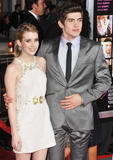 Emma Roberts Th_18670_Preppie_-_Emma_Roberts_at_Valentines_Day_premiere_in_L.A._3390_122_221lo