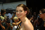 Anne Hathaway Th_47367_hathaway0218_122_540lo