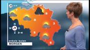 Sabine Hagedoren (miss météo sur la tv flamande) Th_485115448_007_122_579lo