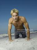 Photos de Justin Hartley Th_84385_aqua30_122_444lo